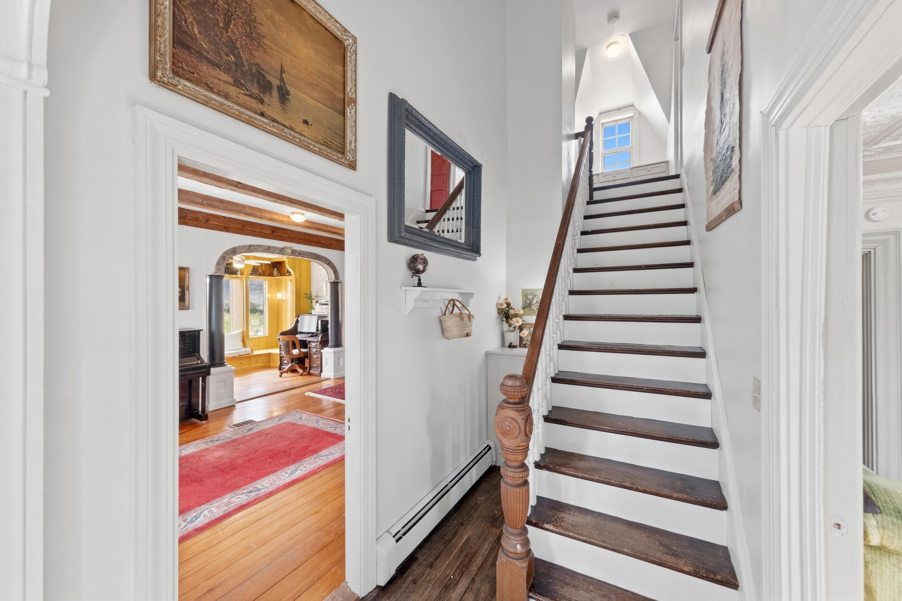 175 Quarry Road Waldoboro, ME 04572 - Photo 42 of 103 front hall