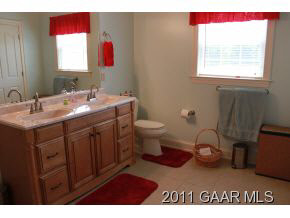 178 Montgomery Road Staunton, VA 24401 - Photo 7 of 20 Gallery Image 7