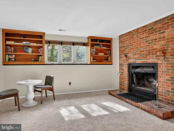 $709,890 | 5914 Freds Oak Road, Burke, VA 22015