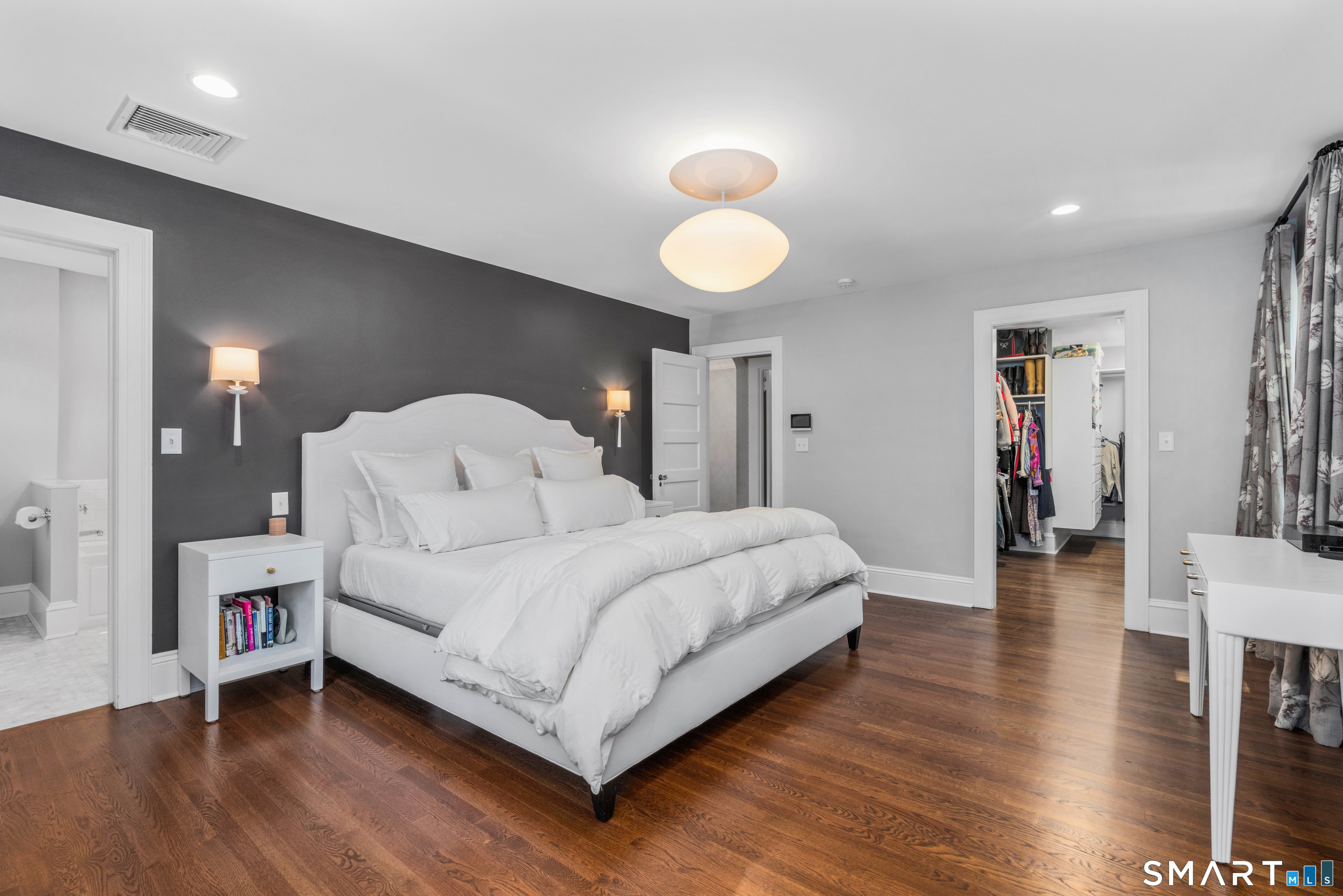 22 Ridgewood Road West Hartford, CT 06107 - Photo 24 of 35