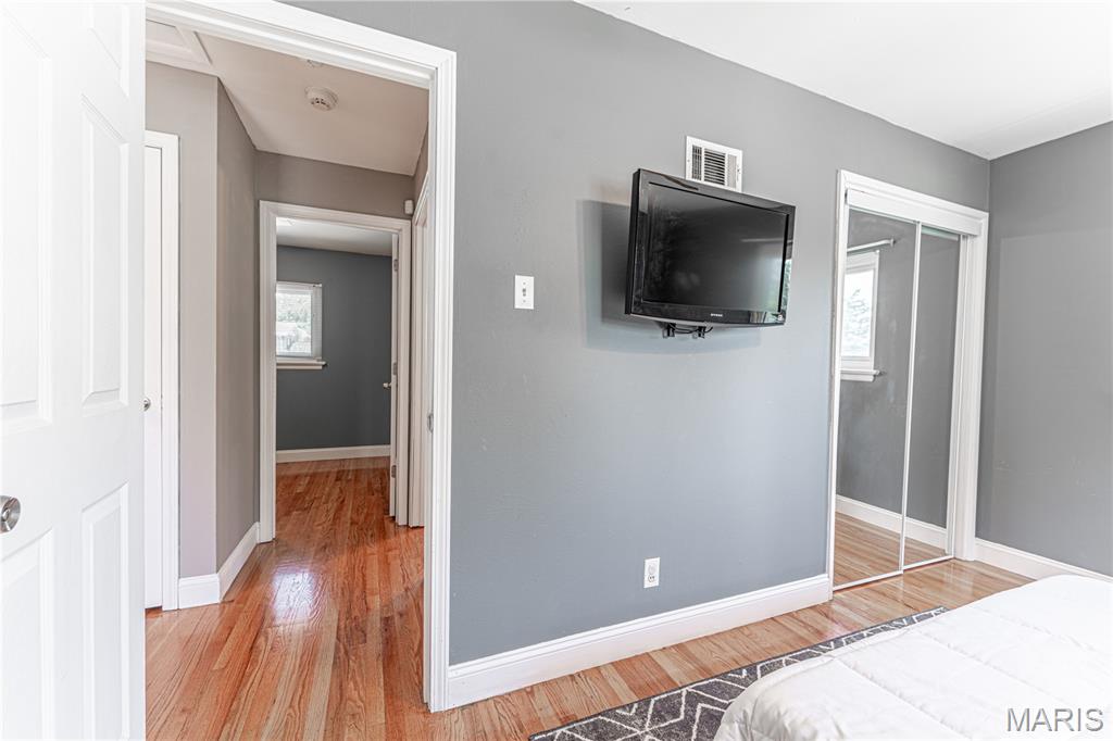 11100 Patsy Drive St. Louis, MO 63123 - Photo 13 of 31
