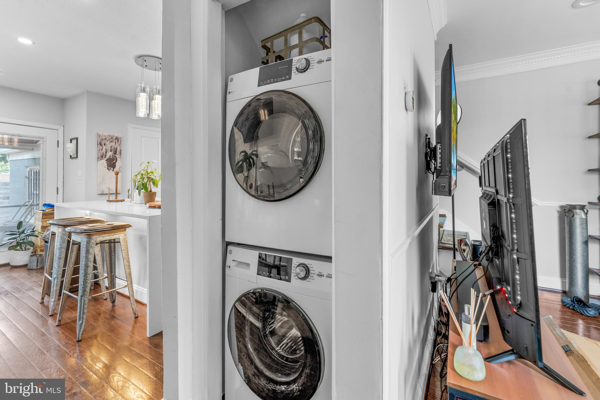 1420 V Street Southeast Washington, DC 20020 - Photo 15 of 29 a view of a bedroom with washer and dryer