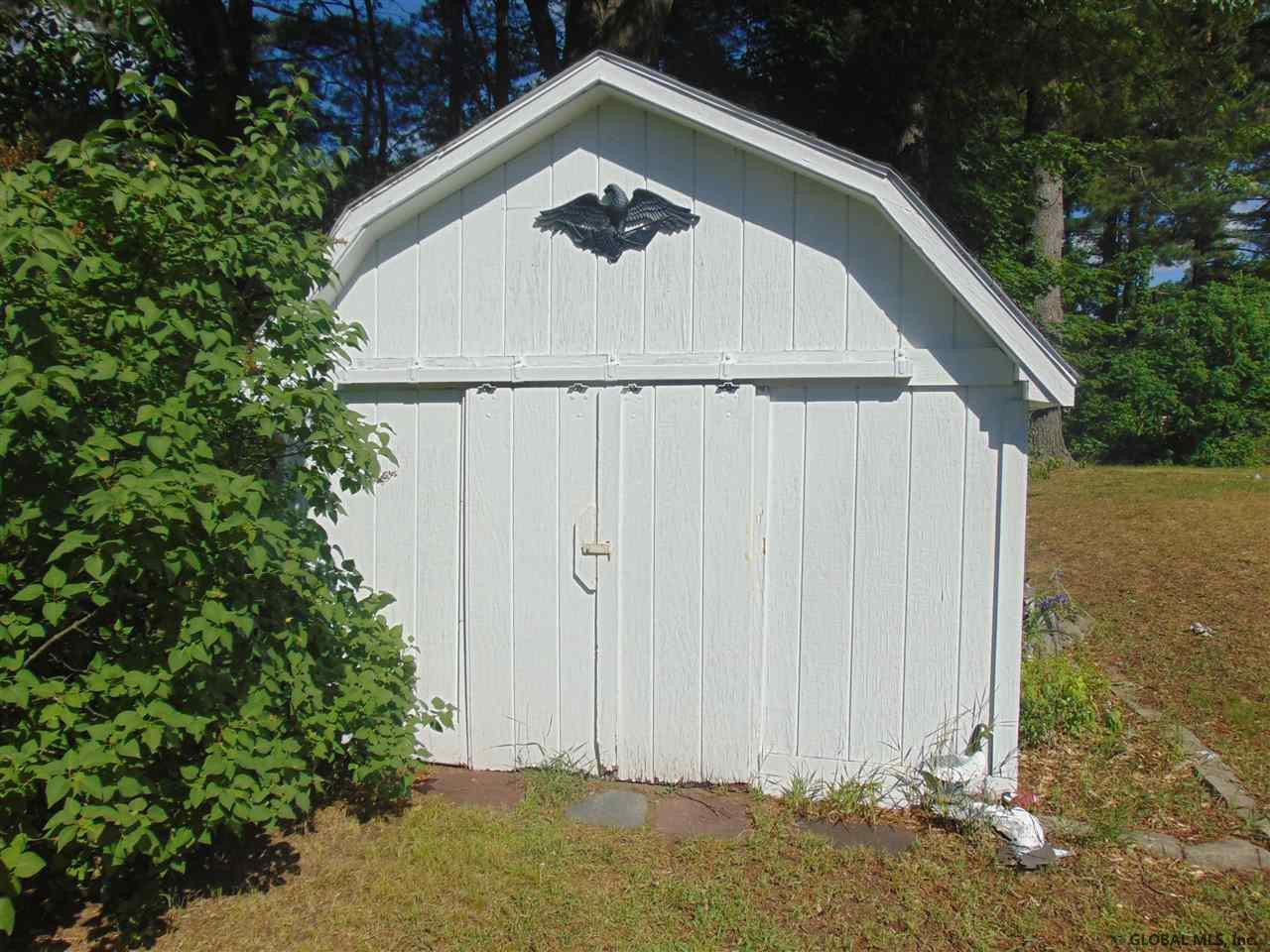 20 Cemetery Road Halfmoon, NY 12065 - Photo 32 of 37 Photo 33