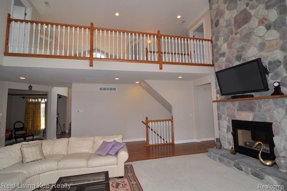2890 Hadden Road Oakland, MI 48363 - Photo 5 of 51 Great_Room_3.jpg