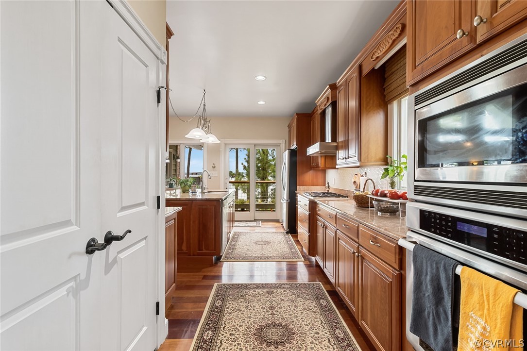 5741 Mobjack Road Gloucester, VA 23061 - Photo 11 of 49 Gallery Image 11