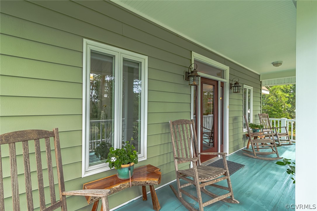 5741 Mobjack Road Gloucester, VA 23061 - Photo 5 of 49 Gallery Image 5
