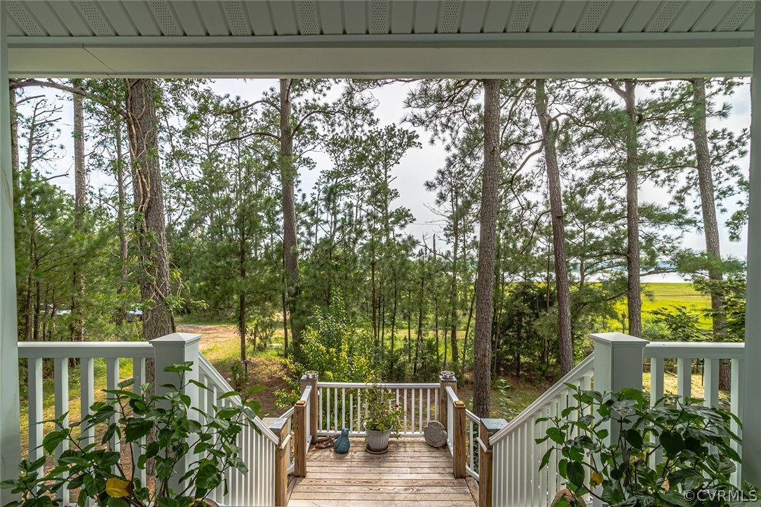 5741 Mobjack Road Gloucester, VA 23061 - Photo 6 of 49 Gallery Image 6