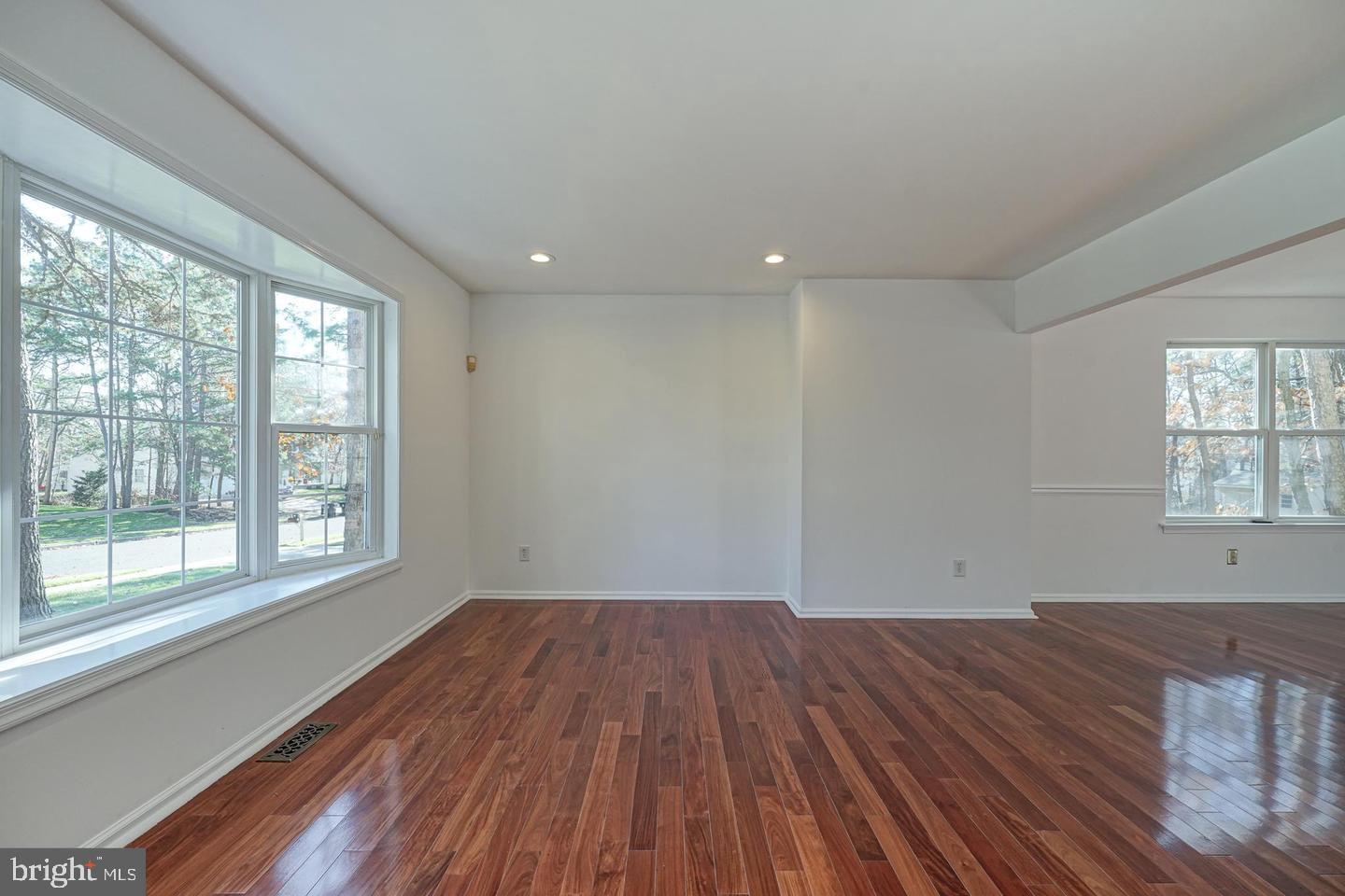 12 Militia Hill Road Sicklerville, NJ 08081 - Photo 7 of 8