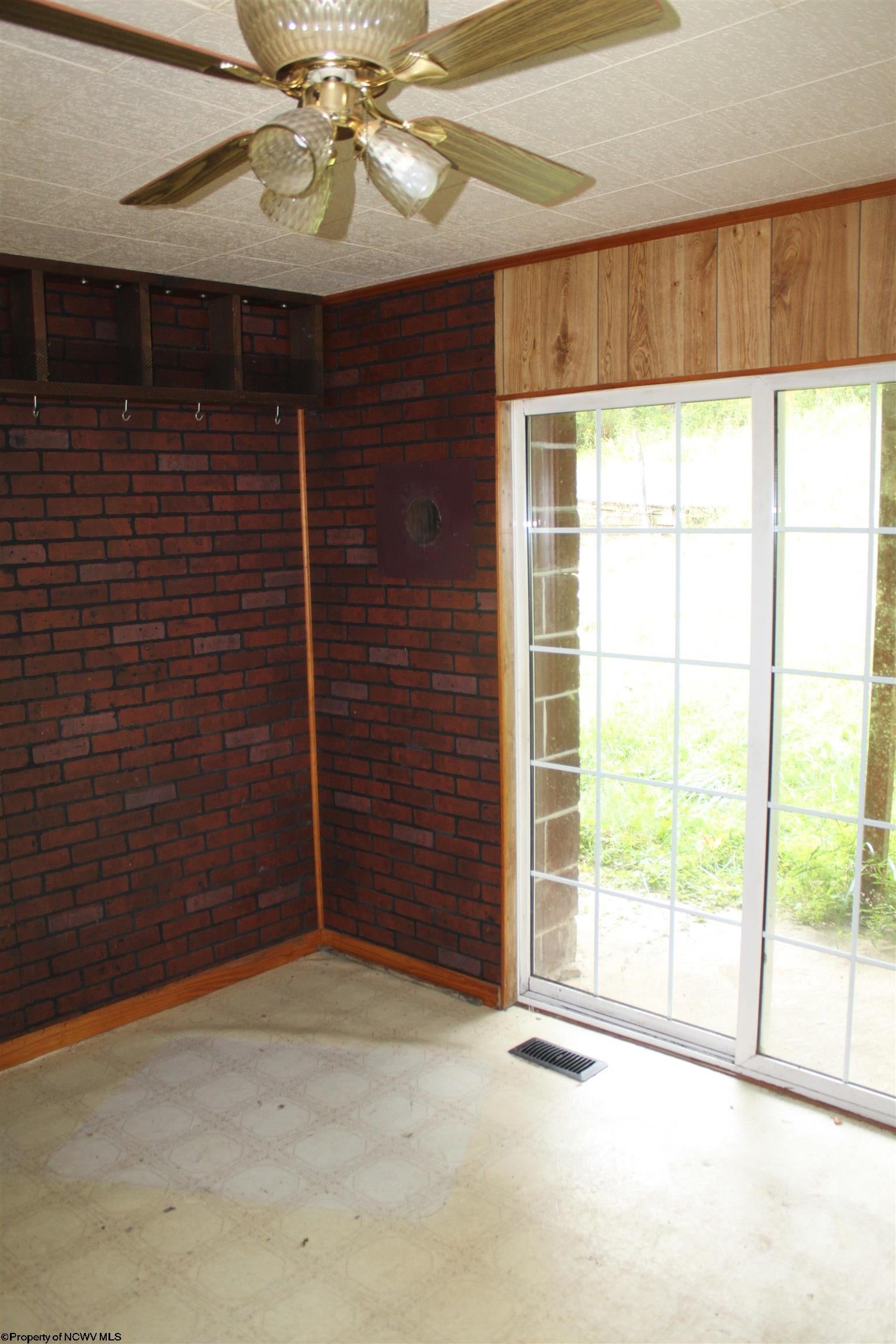 233 Kingfisher Road Webster Springs, WV 26288 - Photo 2 of 27 Gallery Image 2