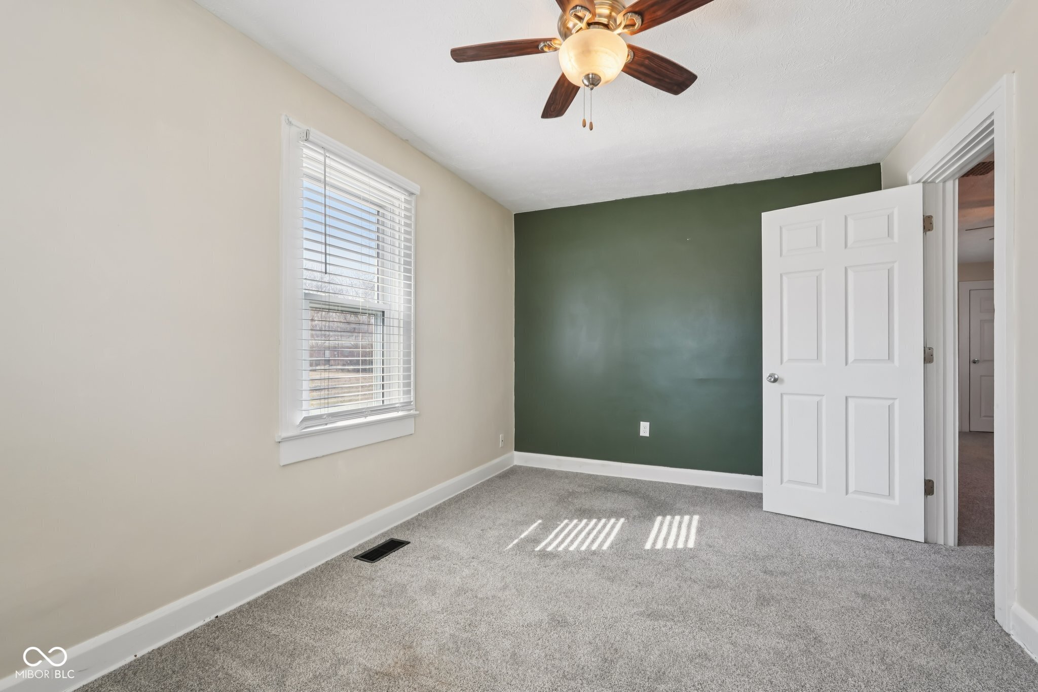 3020 South Mooresville Road Indianapolis, IN 46221 - Photo 13 of 37