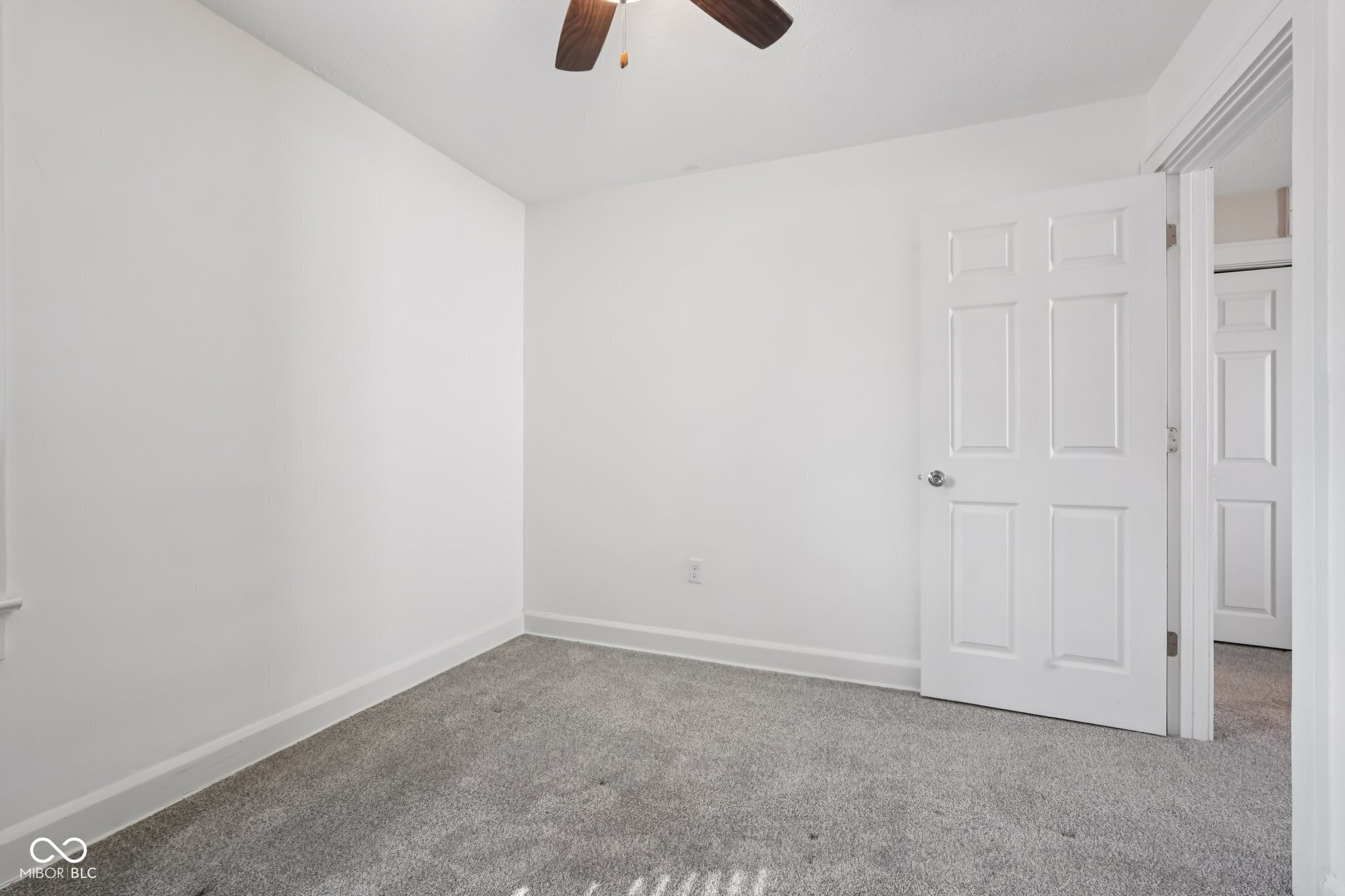 3020 South Mooresville Road Indianapolis, IN 46221 - Photo 16 of 37