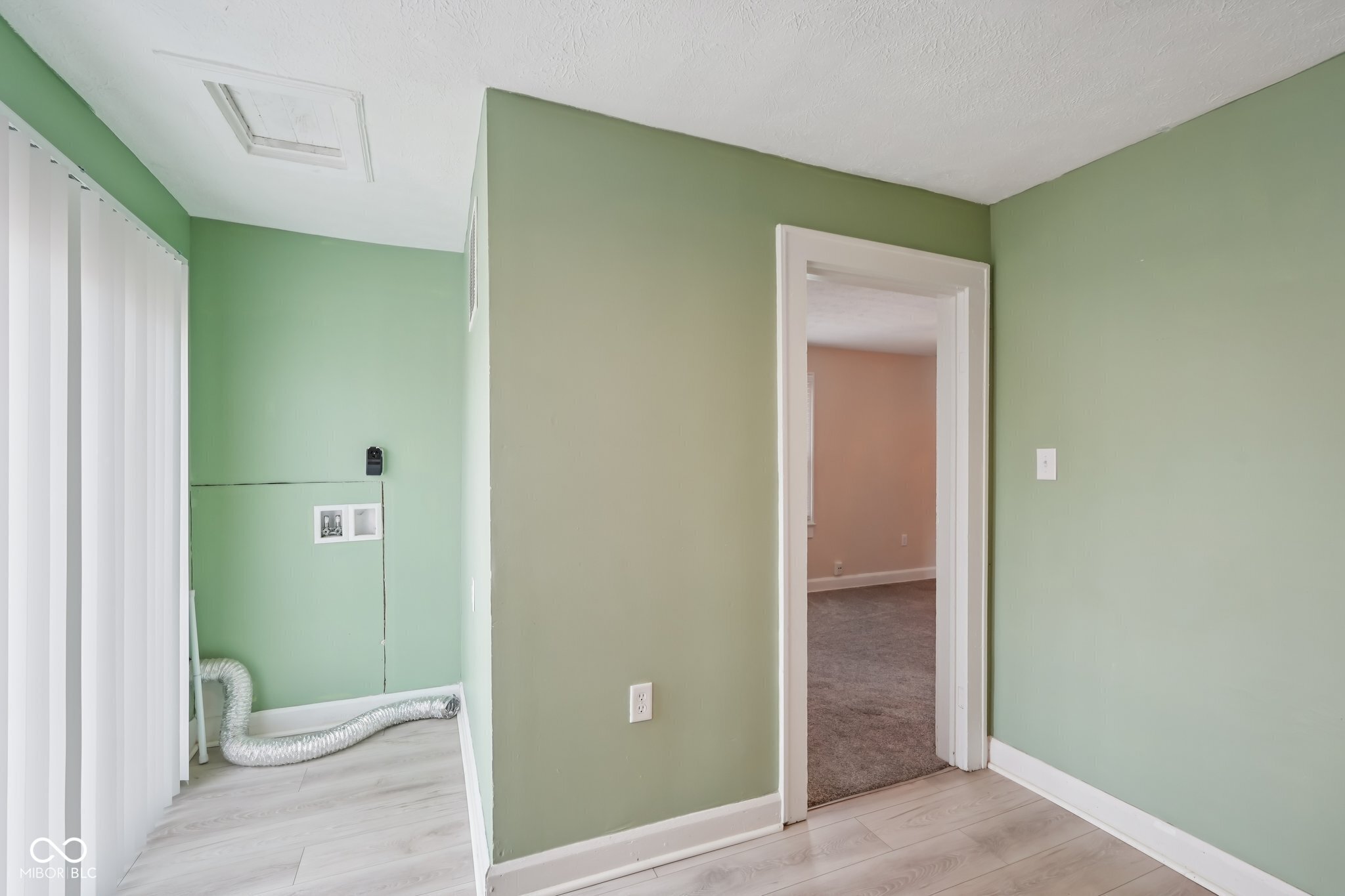 3020 South Mooresville Road Indianapolis, IN 46221 - Photo 23 of 37