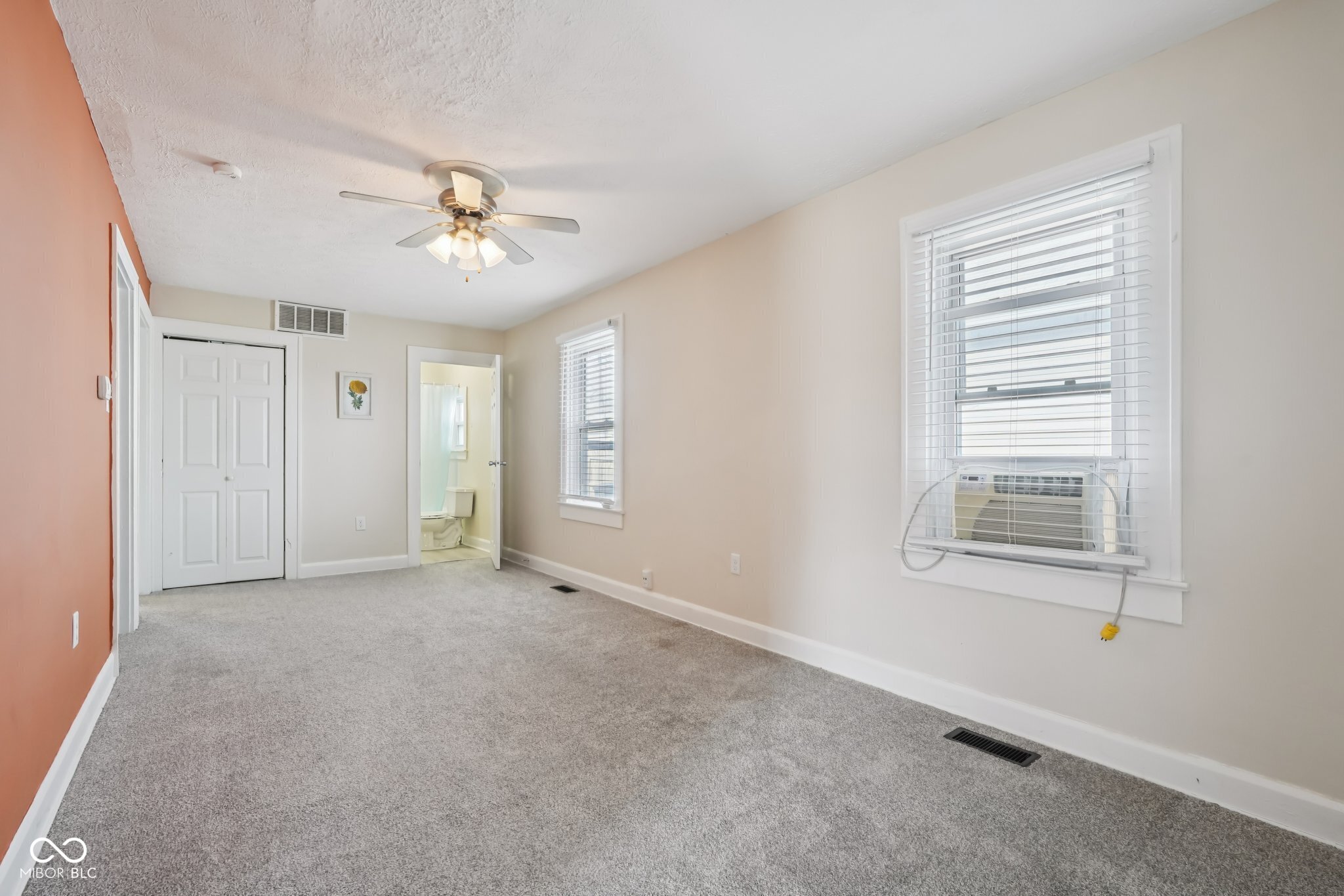 3020 South Mooresville Road Indianapolis, IN 46221 - Photo 7 of 37