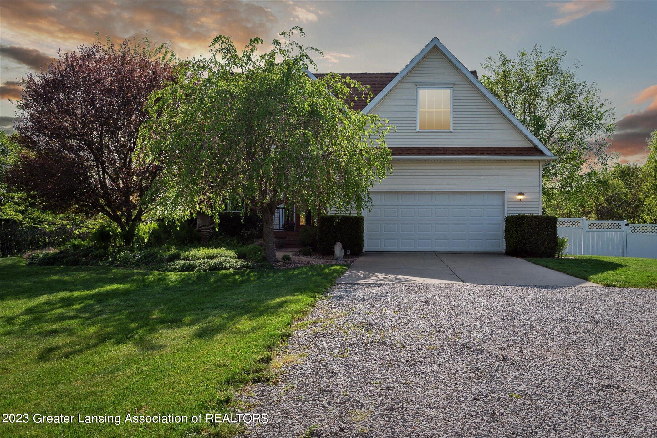 1906 South Royston Road Eaton Rapids, MI 48827 - Photo 2 of 71 01-1906-S-Royston-Rd-Eaton-Rapids-MI-488