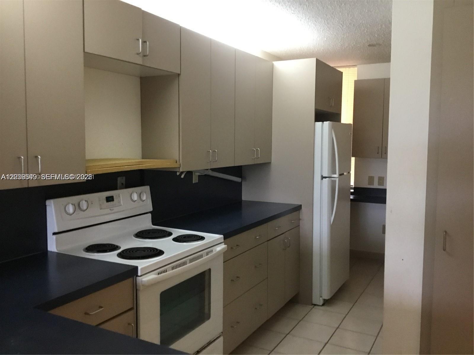 6800 Cypress Road, Unit 411 Plantation, FL 33317 - Photo 2 of 3