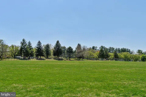 $1,100,000 | 12007 Titian Way, Potomac, MD 20854