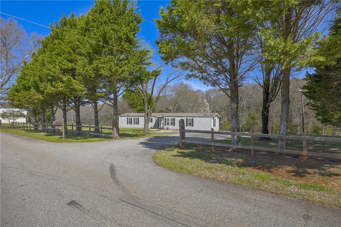 112 Donald Drive Pendleton, SC 29670 - Photo 30 of 36