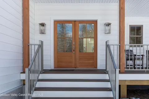 $950,000 | 23 Old Mill Road, New Paltz, NY 12561