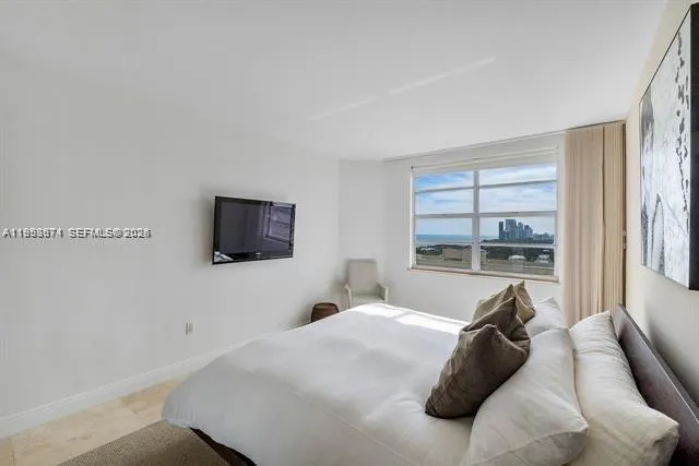 $2,600 | 1985 South Ocean Drive, Unit 19A, Hallandale Beach, FL 33009