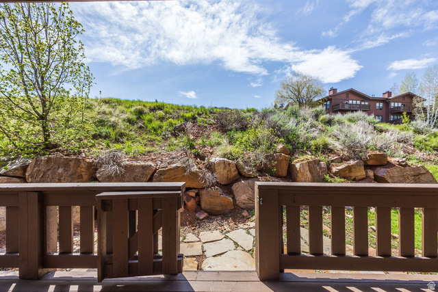 8430 Pointe Road, Unit G11 Park City, UT 84098 - Photo 18 of 24
