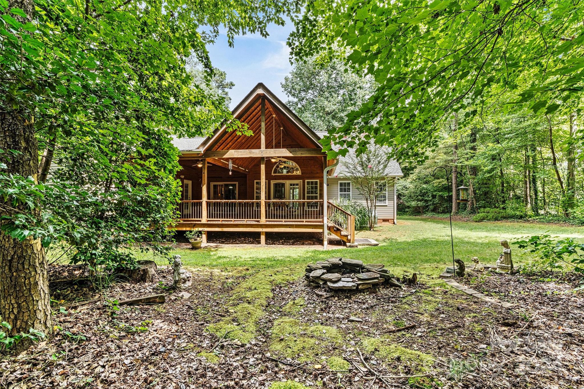 3279 Lake Shore Road South, Unit 110 Denver, NC 28037 - Photo 33 of 44 Gallery Image 33