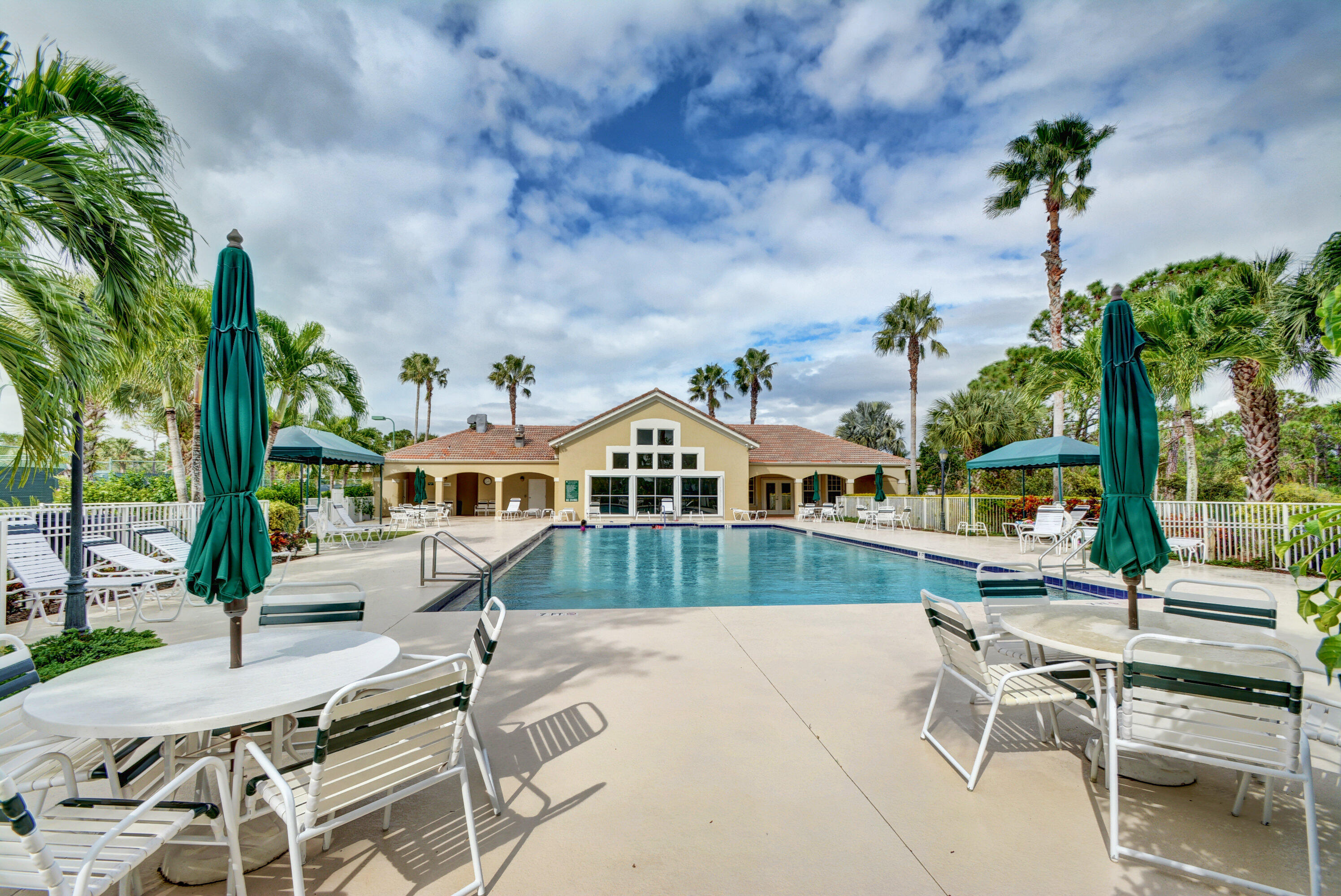 6788 Southeast Warwick Lane Stuart, FL 34997 - Photo 35 of 40 Clubhouse and Pool