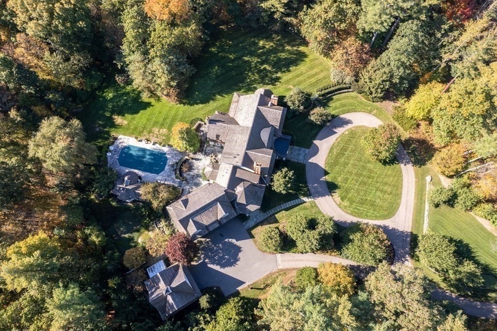 206 Claybrook Road Dover, MA 02030 - Photo 2 of 41