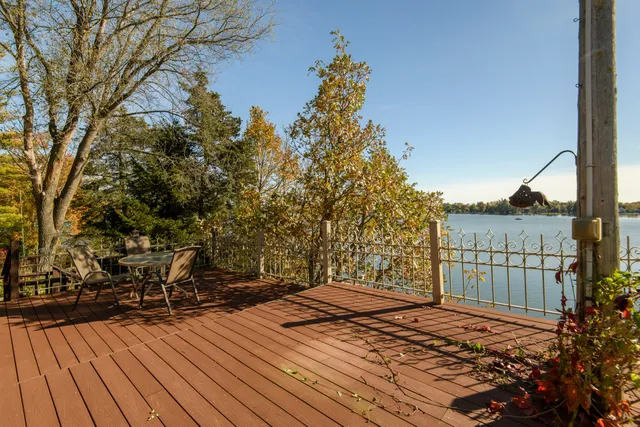 $850,000 | W969 Miramar Drive, East Troy, WI 53120