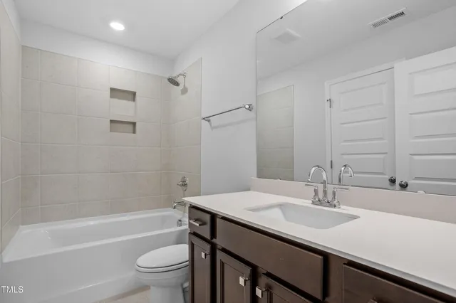 $739,000 | 221 Savannah Moss Way, Unit 119, Raleigh, NC 27603