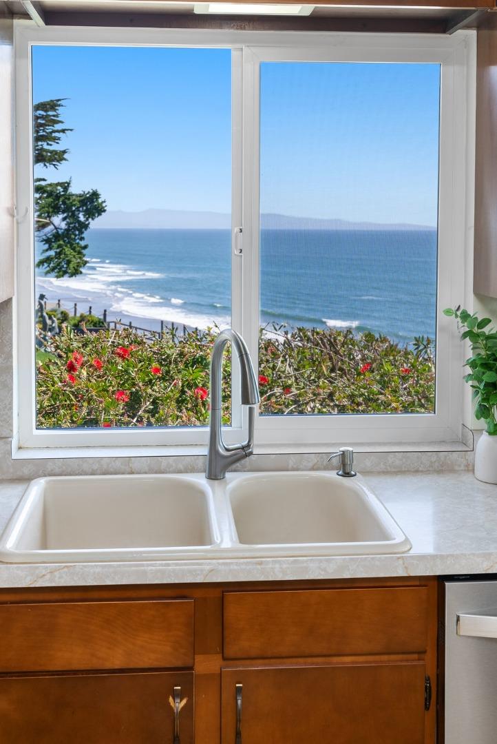 101 Lilly Way La Selva Beach, CA 95076 - Photo 22 of 57
