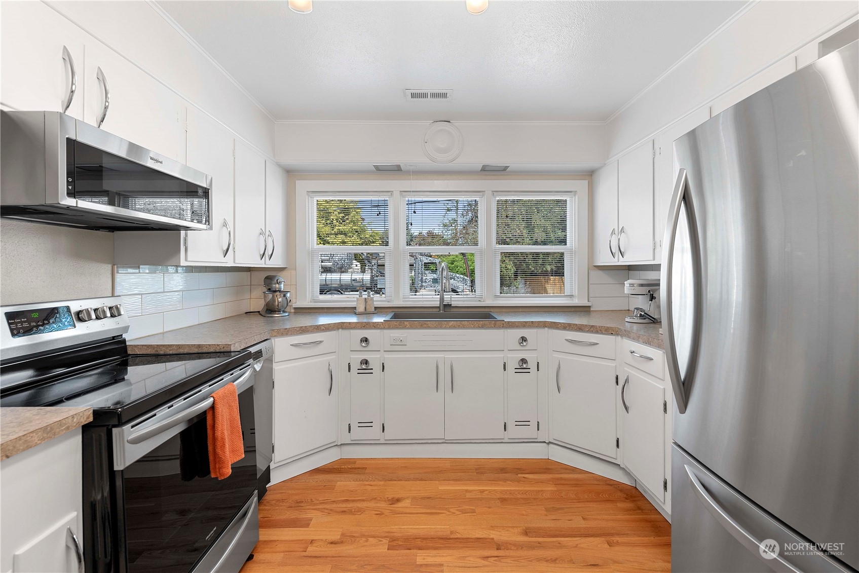 1035 First Street Wenatchee, WA 98801 - Photo 8 of 31 Gallery Image 8