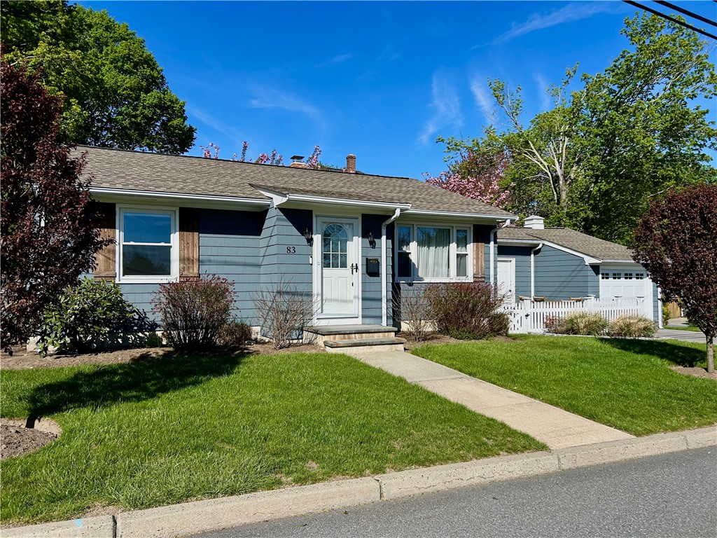 83 Friendship Street East Greenwich, RI 02818 - Photo 2 of 25