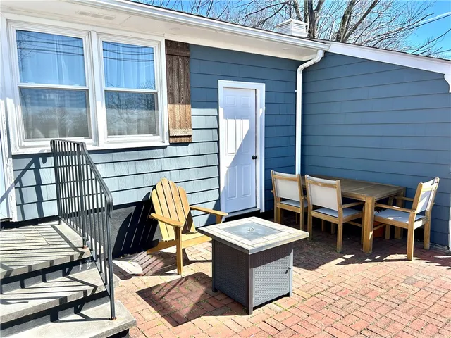 $3,800 | 83 Friendship Street, East Greenwich, RI 02818