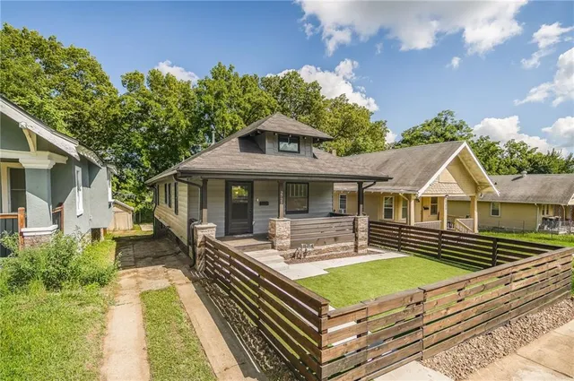 $135,000 | 2723 Askew Avenue, Kansas City, MO 64128