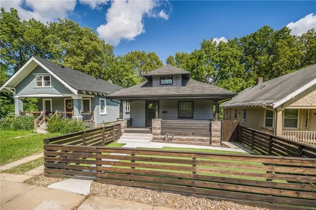 $135,000 | 2723 Askew Avenue, Kansas City, MO 64128