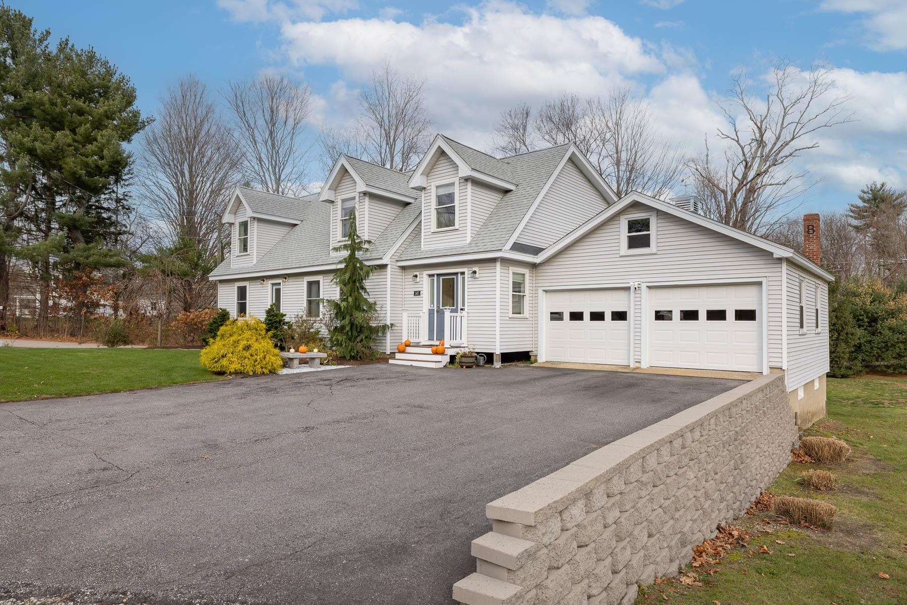 147 Post Road Greenland, NH 03840 - Photo 2 of 40