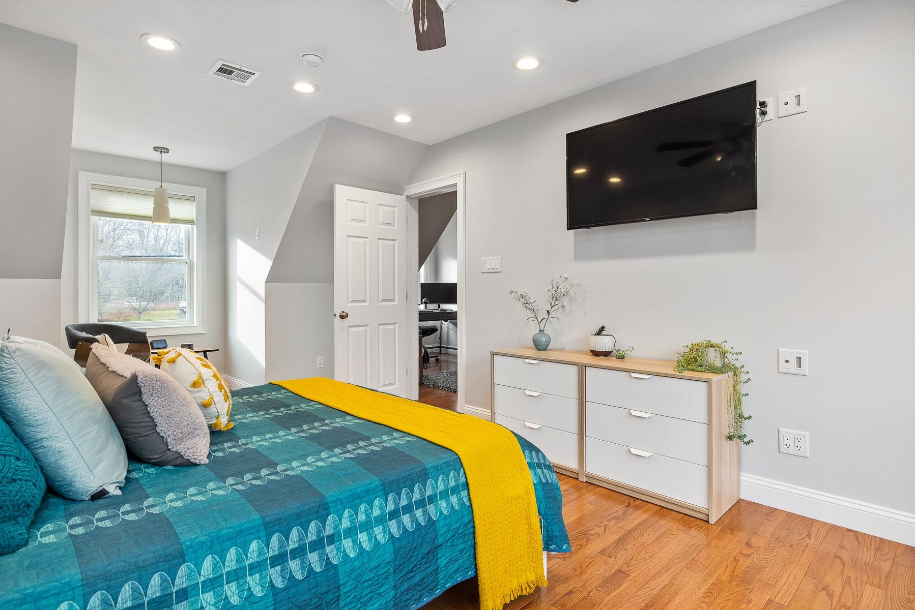 147 Post Road Greenland, NH 03840 - Photo 31 of 40