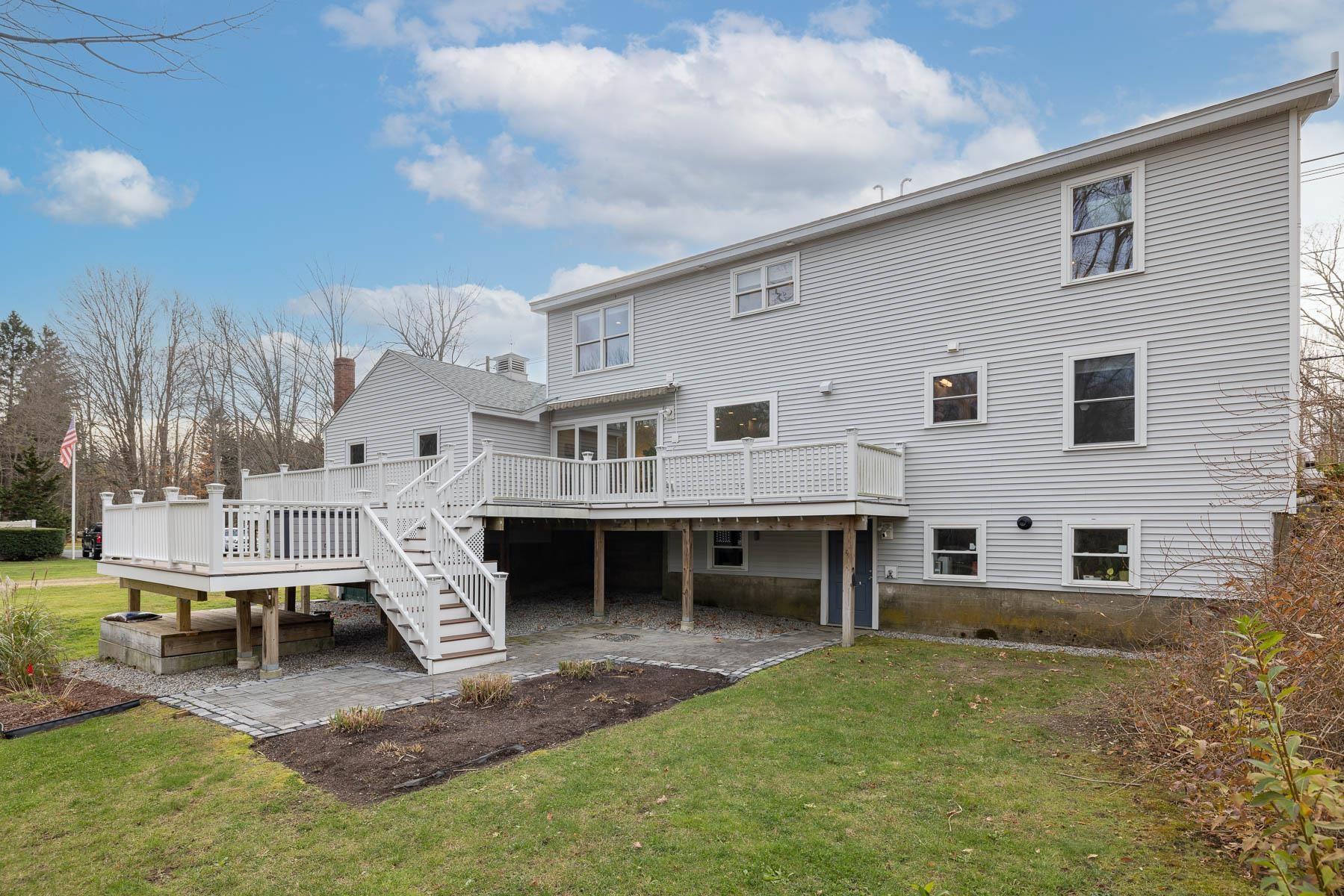 147 Post Road Greenland, NH 03840 - Photo 38 of 40