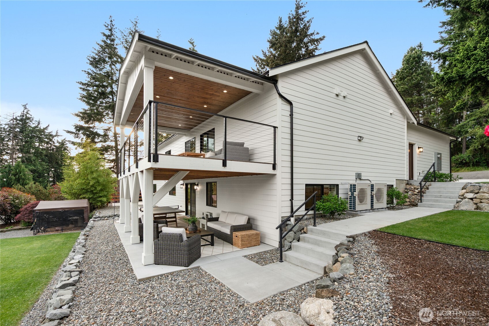11016 46th Street East Edgewood, WA 98372 - Photo 3 of 40