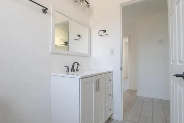 $389,999 | 2417 Louise Avenue, Ceres, CA 95307