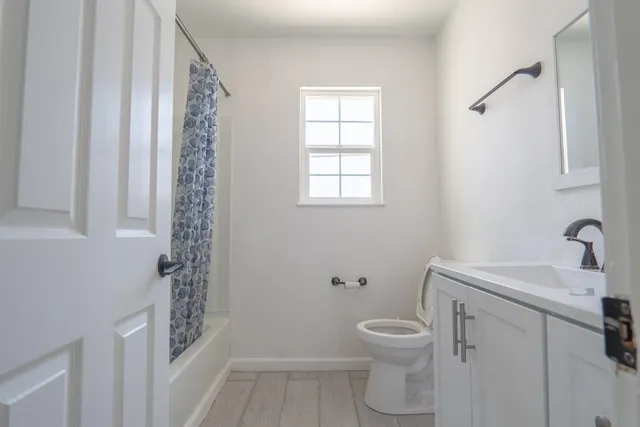 $389,999 | 2417 Louise Avenue, Ceres, CA 95307