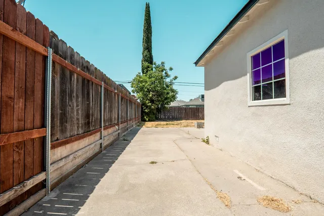 $389,999 | 2417 Louise Avenue, Ceres, CA 95307