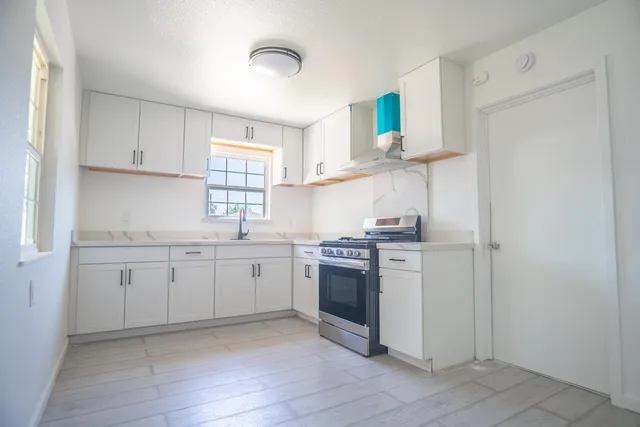 $389,999 | 2417 Louise Avenue, Ceres, CA 95307