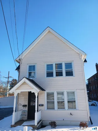 $2,295 | 15 Clark Street, Unit 1, Milford, CT 06460