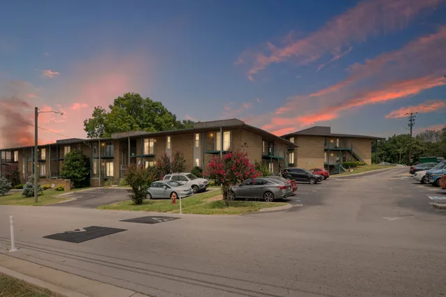 $700,000 | 555 North Dupont Avenue, Madison, TN 37115