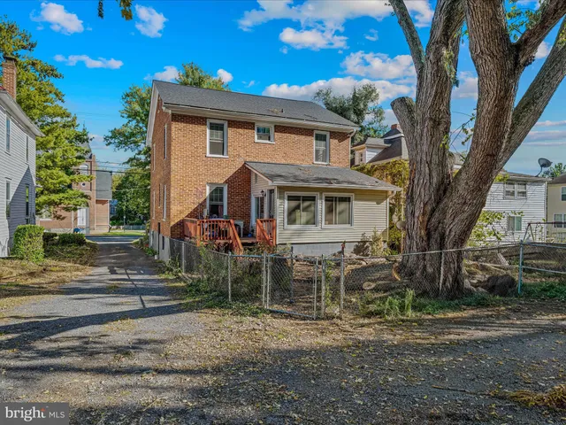 $2,500 | 9872 Winchester Avenue, Bunker Hill, WV 25413