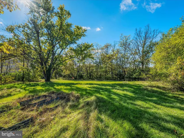 $2,500 | 9872 Winchester Avenue, Bunker Hill, WV 25413