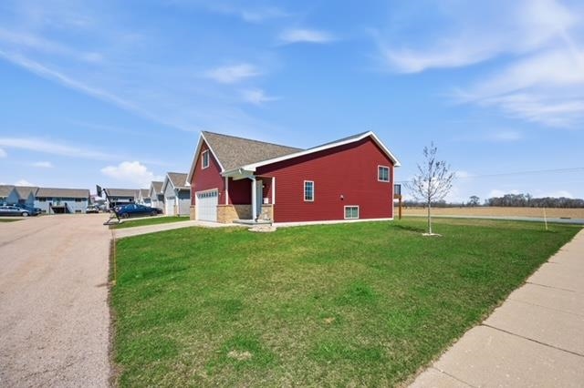 308 2nd Street Brooklyn, WI 53521 - Photo 7 of 9