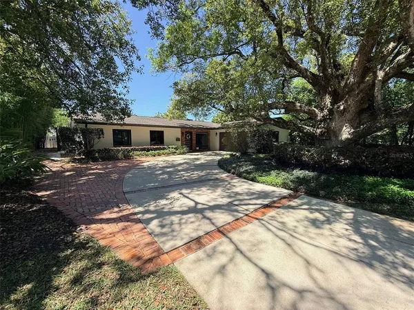 $1,100,000 | 921 North Thistle Lane, Maitland, FL 32751