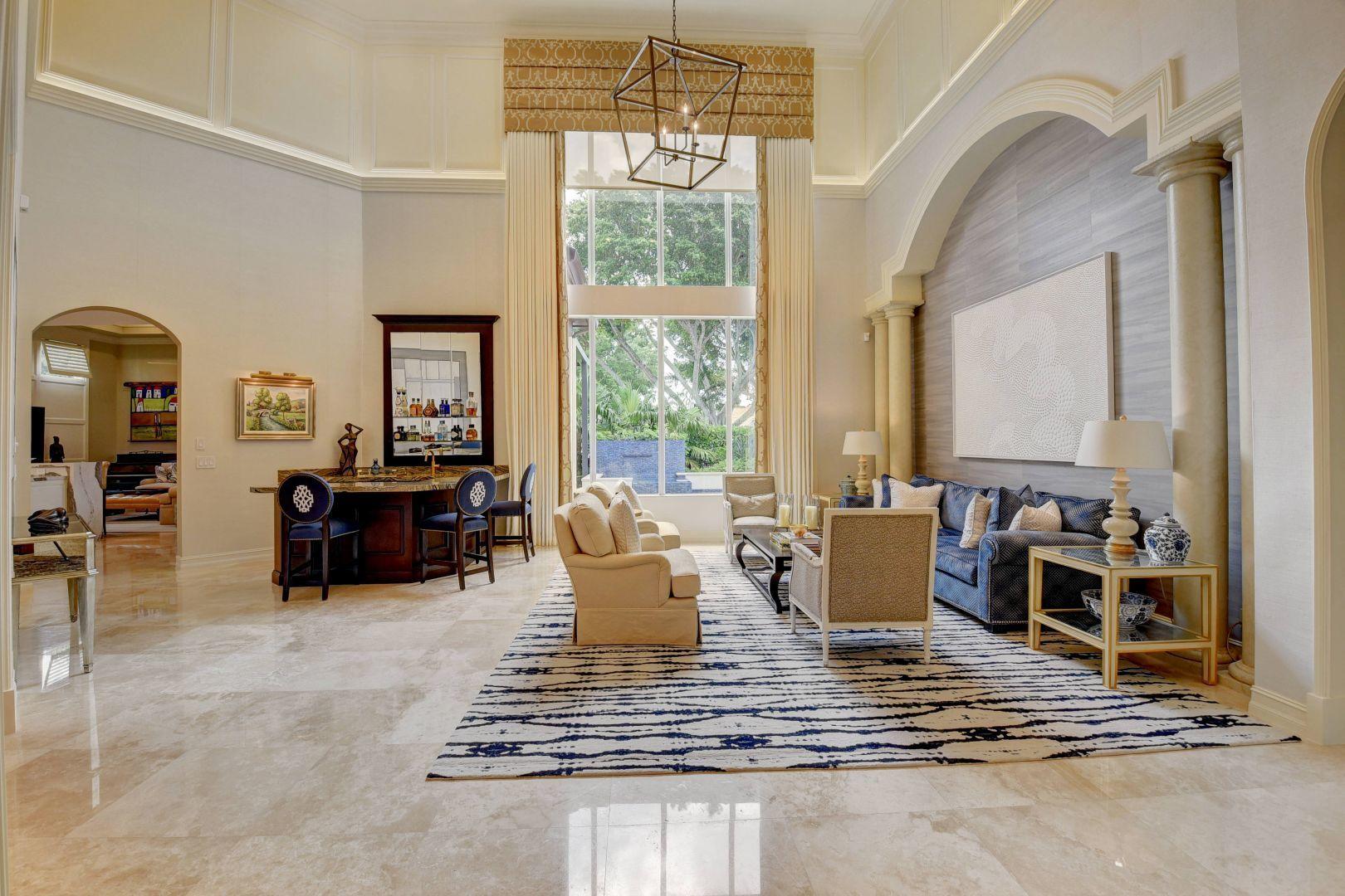 5778 Paddington Way Boca Raton, FL 33496 - Photo 5 of 40 Living room